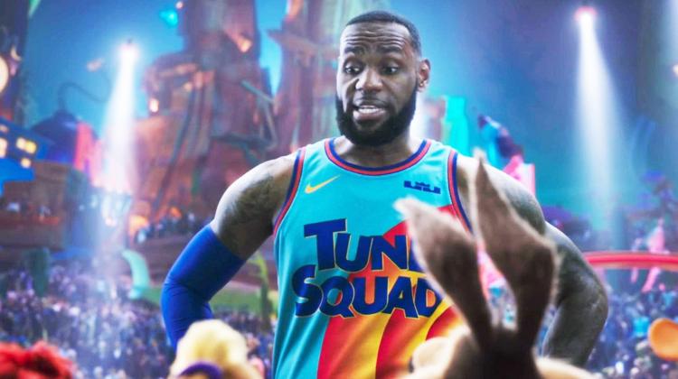 «Space Jam: Jauna leģenda» - Lebrons Džeimss nonāk multeņu pasaulē