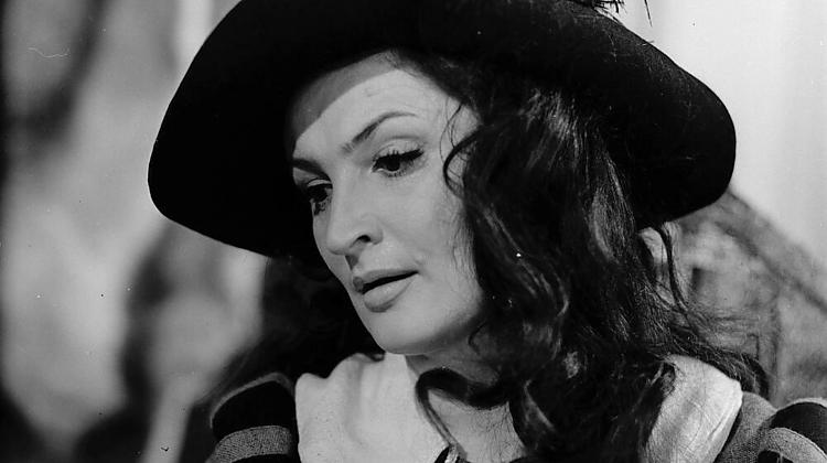 Tests: Vai tu zini, kā sauc filmas, kurās ir tēlojusi Olga Dreģe?