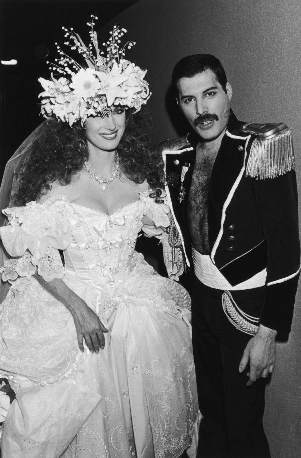 Freddie Mercury and Jane... Autors: dzeimsons Slavenību Gigapaka