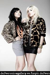  Autors: Honeybear The Veronicas.