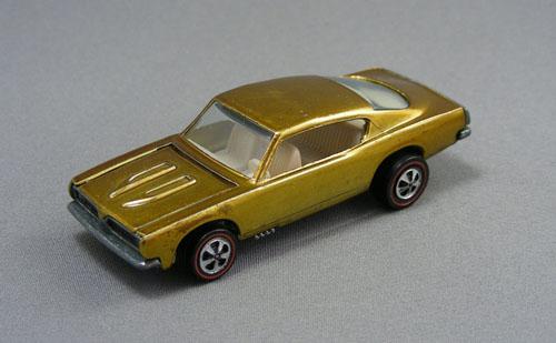 1968 Custom Barracuda Gold US... Autors: RūdisPH Hot wheels mašīnītes