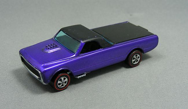 1968 Custom Fleetside Purple... Autors: RūdisPH Hot wheels mašīnītes