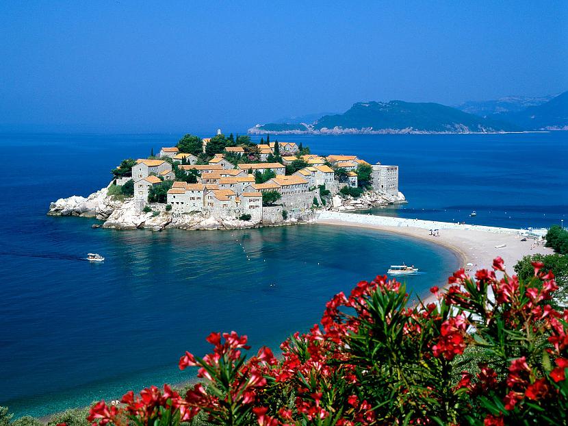 Sveti Stefan Serbia and... Autors: dzelksnis ceļojums pa eiropu