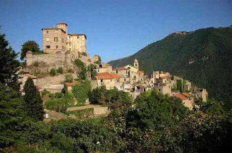 Medieval Town of Balestrino... Autors: hzT Spoku pilsētas un pamestas pilsētas no visas pasaules.