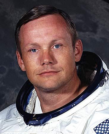 Neil Armstrong pirmo soli uz... Autors: KingOfTheSpokiLand Interesanti Fakti!