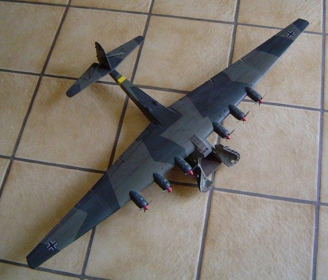 Me 323 modelis ar atvertu... Autors: Fosilija Messerschmitt Me 323