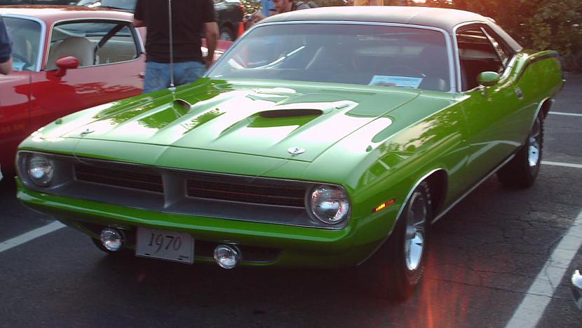 1970 Plymouth Barracuda Autors: nonie Tiem kam patīk 60./70. sporta autiņi