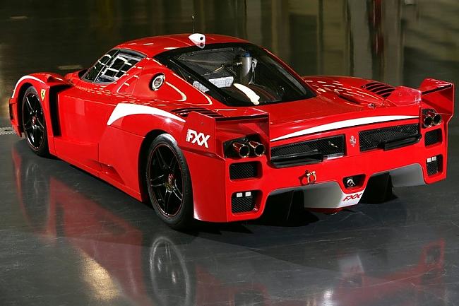  Autors: The chosen one Ferrari FXX