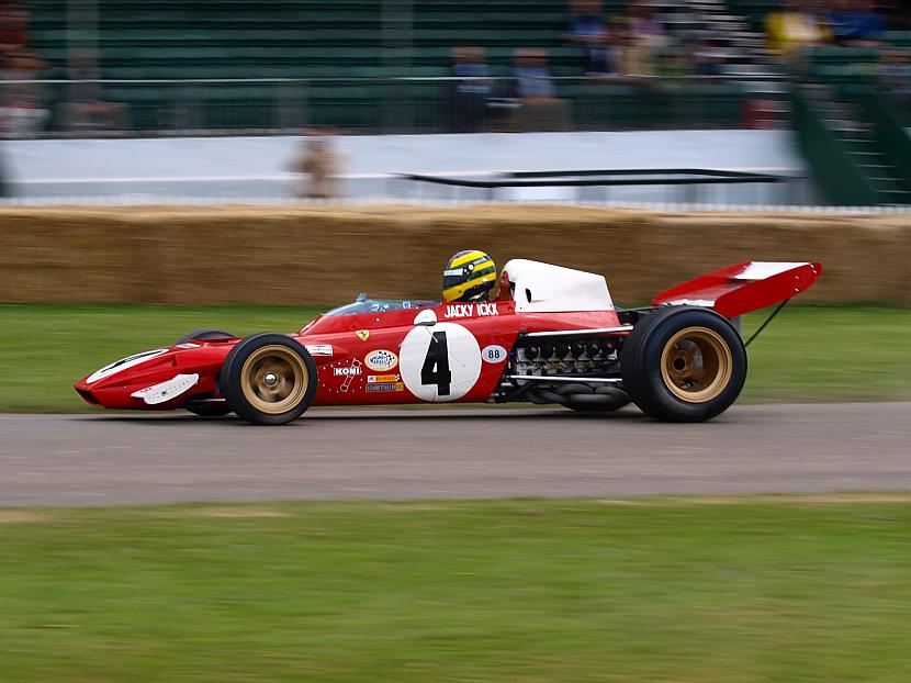 Bruno pilotē kādreizēja F1... Autors: kartonz Senna. Bruno Senna.