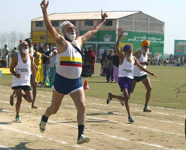 Skriešanas sacensības... Autors: pusniks Mini Olimpiskās spēles Indijā