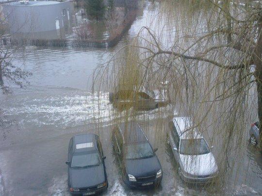  Autors: Tomatiish Un mēs vēl sūdzamies apskatamies uz kaimiņiem Leišiem!