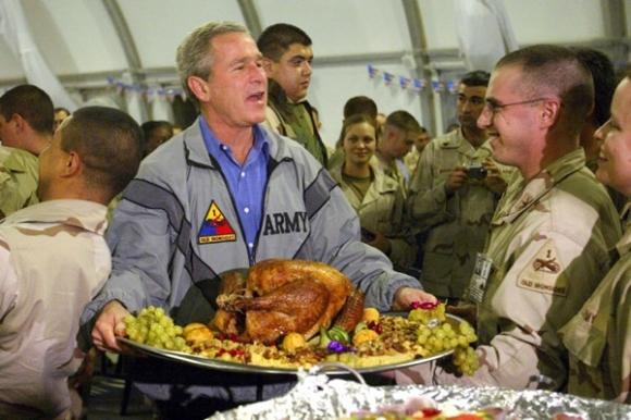 Kara bāzē Irākā 2003 gada... Autors: LAGERZ Džordža buša foto hronika