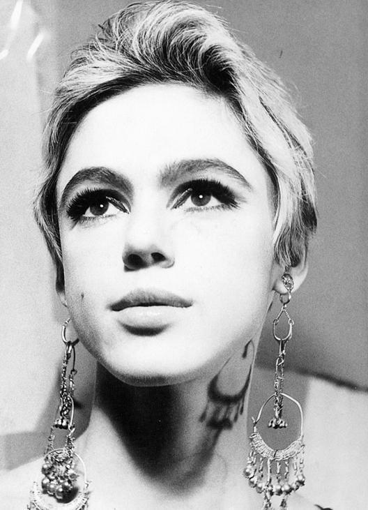  Autors: ilzeitja Edie Sedgwick