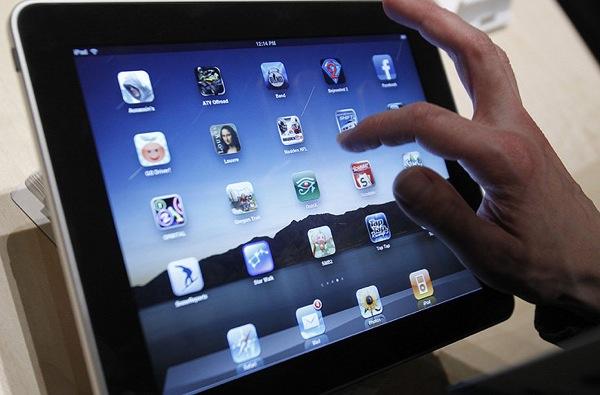  Autors: BrikuLis Konkurenti - Tablet PC un  Apple iPad