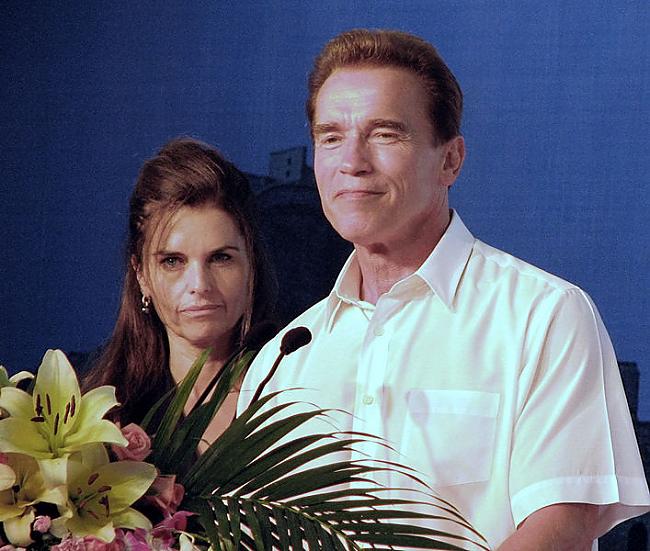 kopā ar sievu 2007 gada bilde Autors: ruutel Arnold Schwarzenegger jeb vienkārši Ārnijs :)