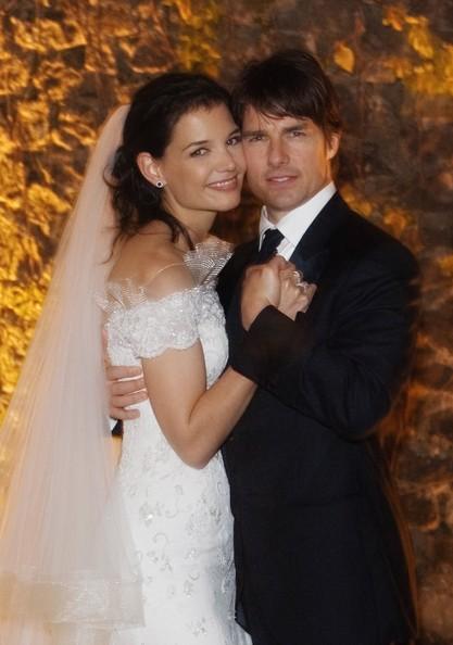 Tom Cruise amp Katie Holmes... Autors: Fosilija 10 Slavenu cilveku kazas.