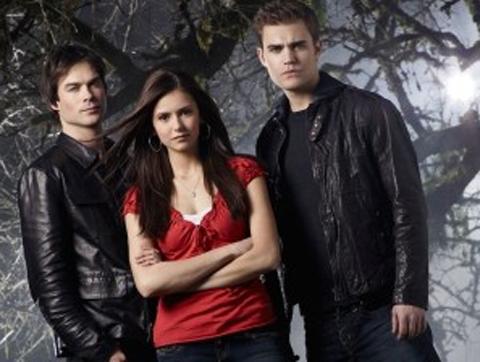  Autors: Hibrits The Vampire Diaries