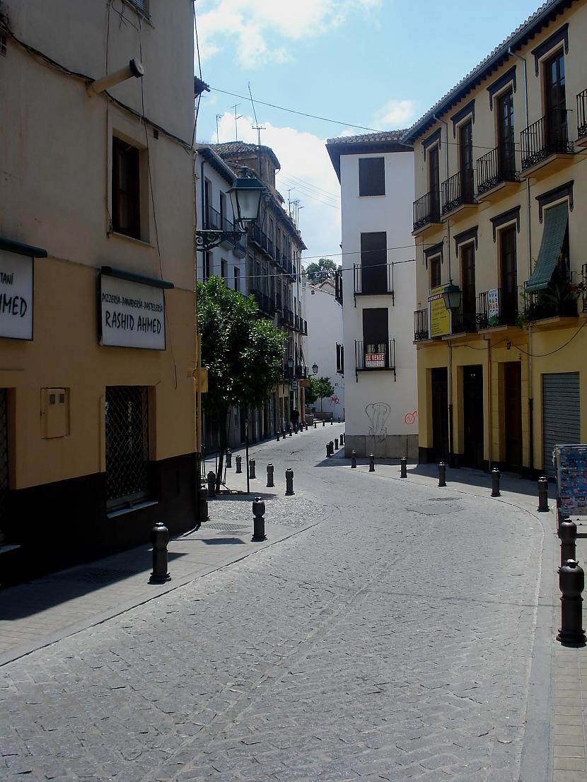  Autors: Almucha Granada, ļoti skaista un vēsturiska Spānijas pilsēta
