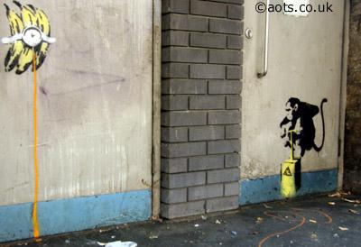 Šis mākslinieks pērtiķus ir... Autors: BELLATO Ielu mākslinieks Banksy