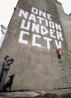 Šeit viņš protestē pret CCTV... Autors: BELLATO Ielu mākslinieks Banksy