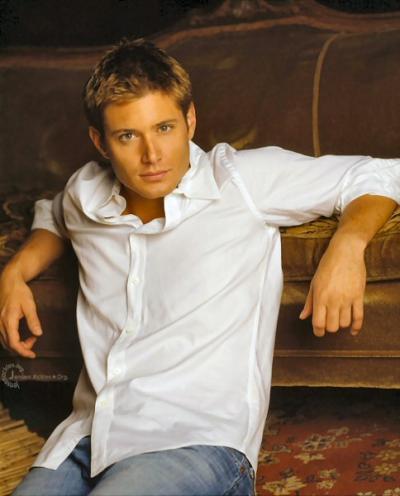 Jensen Ackles Autors: Fosilija 40 iekārojamākie vīrieši