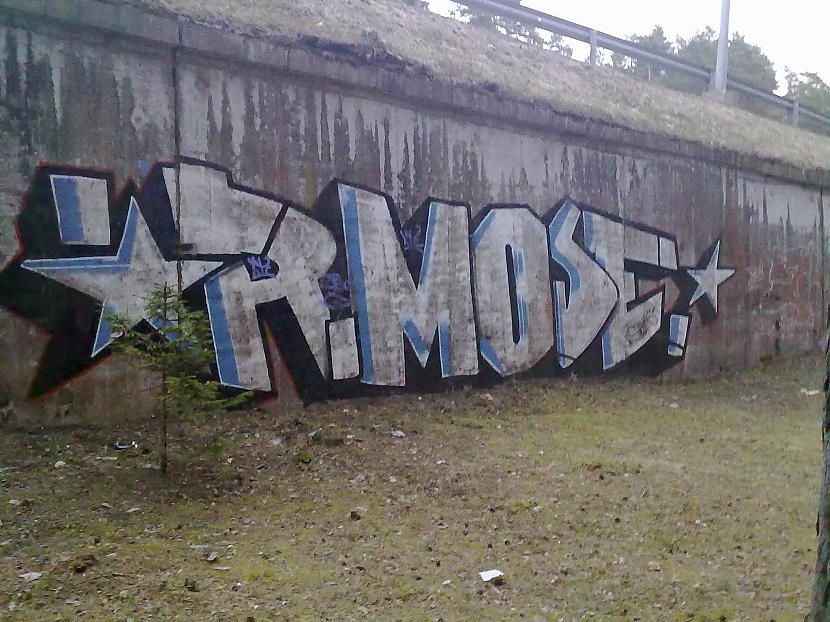  Autors: Fosilija Graffiti (52)