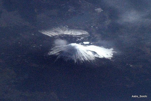 Mt Fuji in April Japan Autors: amanda173 Beautiful