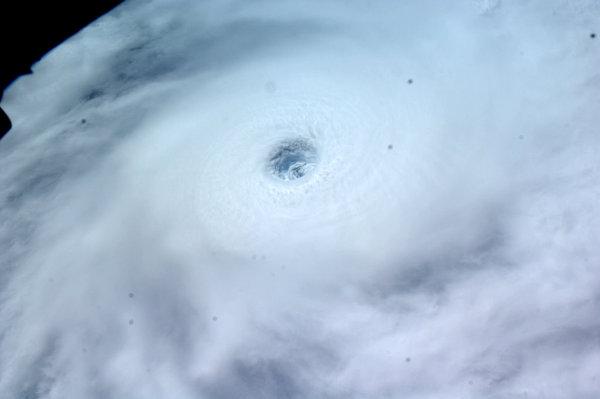 The eye of the cyclone Autors: amanda173 Beautiful