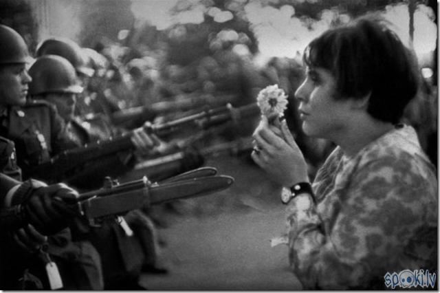 1967 Hippiju protests pret... Autors: ecko bildes , kas izmainīja pasauli. pirmā daļa