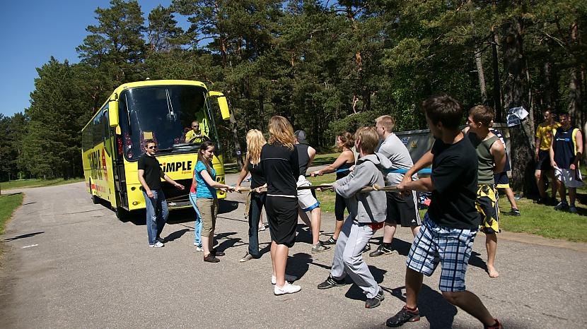  Autors: AndrisZalais Vilkām autobusu