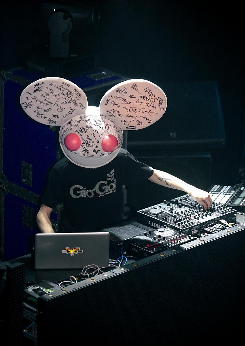  Autors: kikijaaa2 Deadmau5