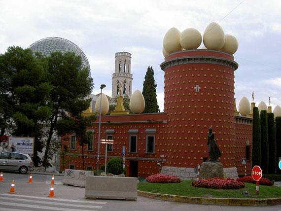 The Torre Galatea Figueres... Autors: SANjaa Pasaules dīvainākās ēkas