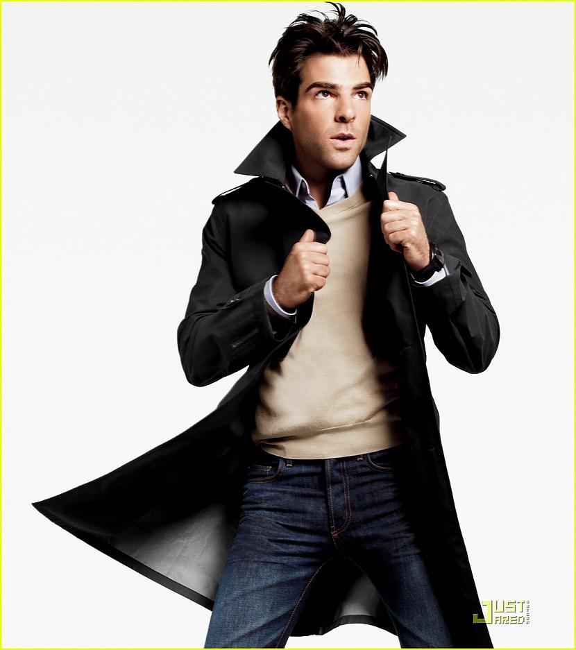  Autors: Fosilija Zachary Quinto (Sylar)