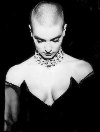 Sinead O039Connor 1992 Šī Īru... Autors: spoof Aizliegtākie pasaules mūziķi