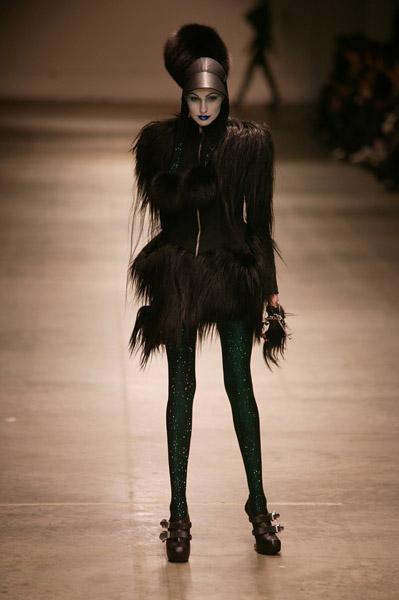  Autors: agonywhispers Gareth Pugh