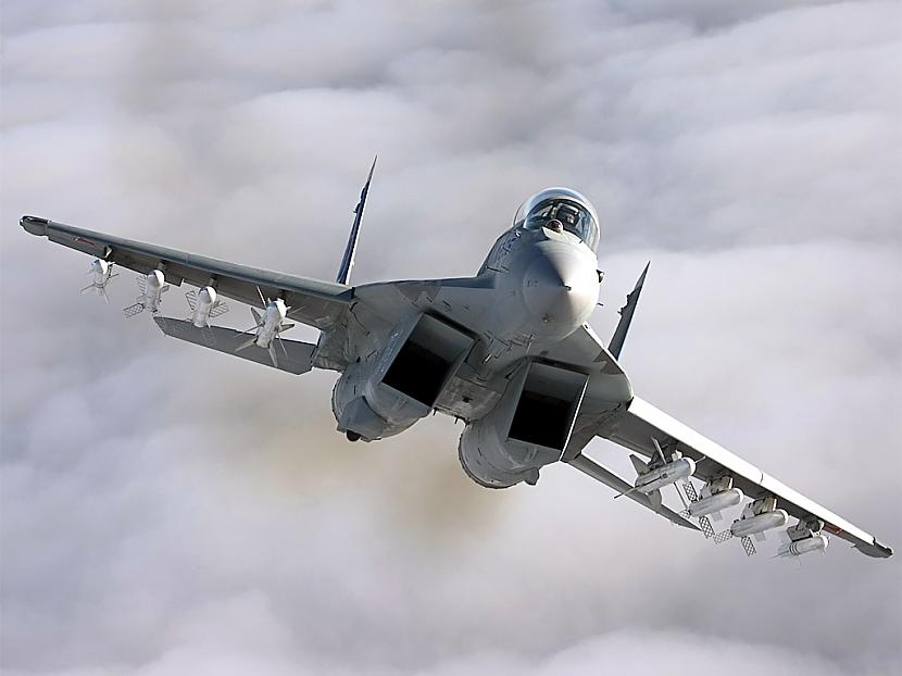 MIG35 Autors: godie TOP 10 modernās kara lidmašīnas.