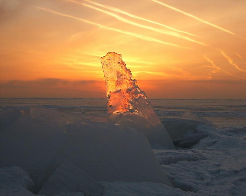 Piemēram dažādi ķermeņi krīt... Autors: Botkilla Nature is just awesome.