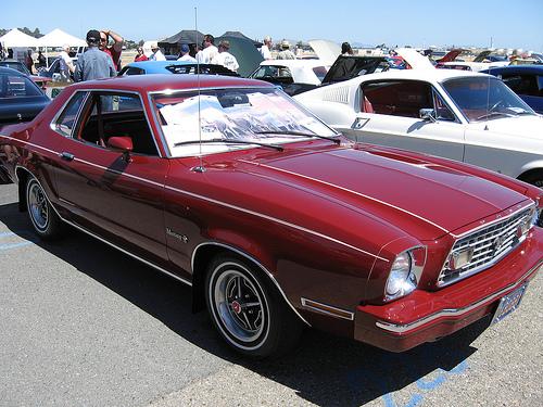 1975 Autors: Mo42 Ford Mustang evolucija bildes