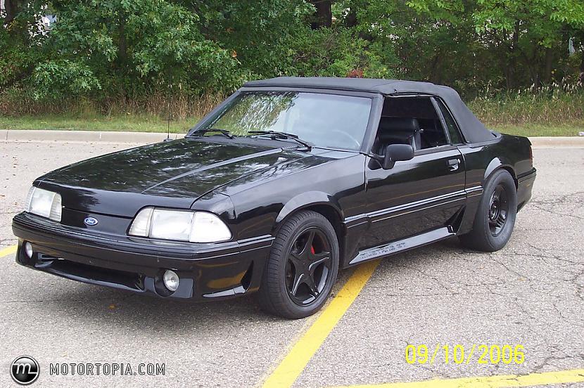 1992 Autors: Mo42 Ford Mustang evolucija bildes