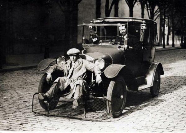 Automobīlis ar lāpstu bija... Autors: aivix26 (1924-1950)