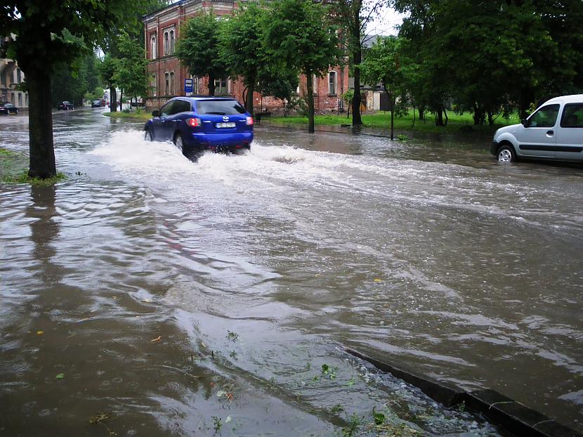  Autors: SANjaa atkal plūdi Jelgavā