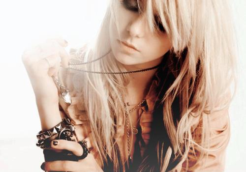  Autors: Doolittle The Pretty Reckless - Taylor Momsen