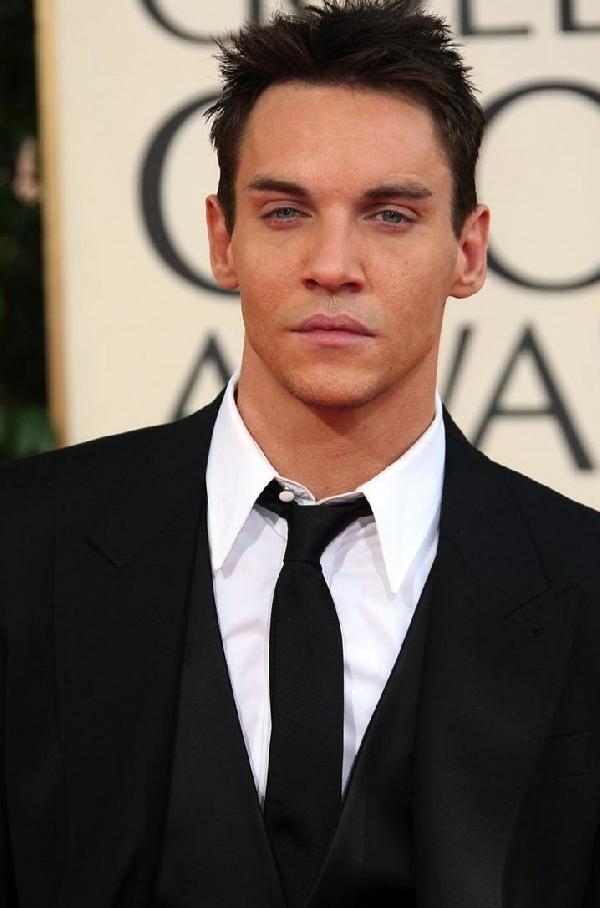  Autors: linda777 Jonathan Rhys Meyers