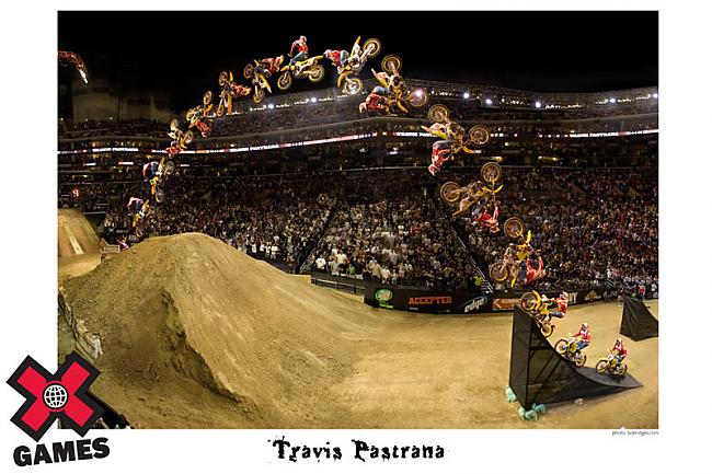 Double Backflip Autors: Zuppa Travis Pastrana