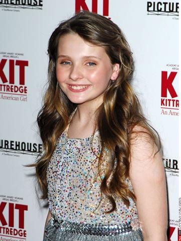  Autors: Holy Cow Abigail Breslin