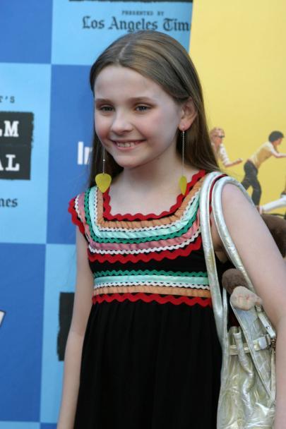  Autors: Holy Cow Abigail Breslin