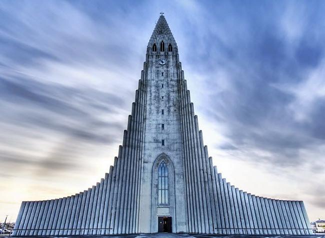 Hallgrimur baznīca Reikjavīkā... Autors: Harribo Pašas neparastākās celtnes no visas pasaules