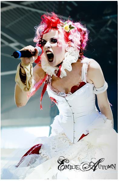 Emilie Autumn  USA Autors: gumijnieki alternatīvās sievietes