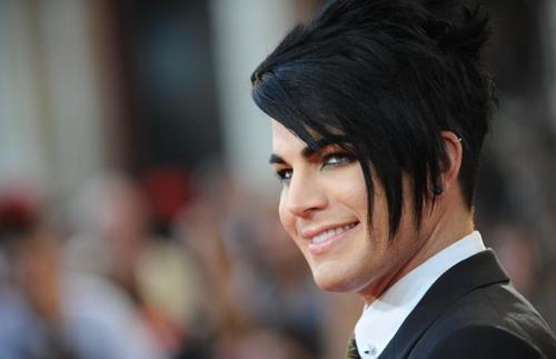  Autors: beciitis Adam Lambert. The best... :)