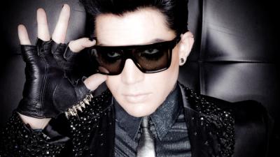  Autors: beciitis Adam Lambert. The best... :)